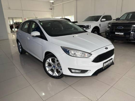 FORD FOCUS 2.0 SE PLUS 16V FLEX 4P POWERSHIFT FORD FOCUS 2.0 SE PLUS 16V FLEX 4P POWERSHIFT